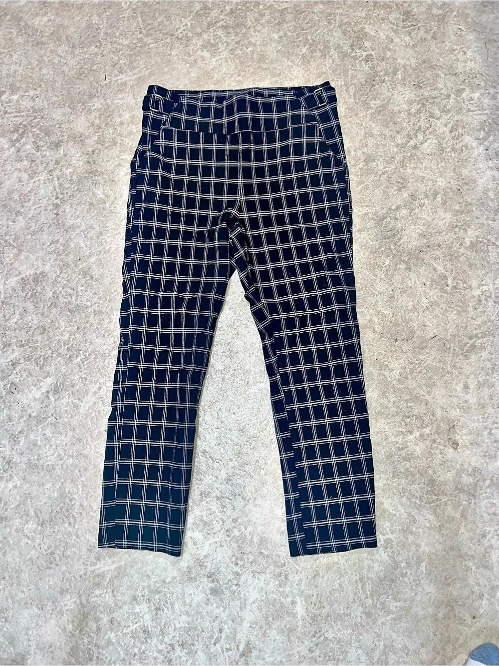 Maurices Medium Plaid Ankle Pants Stretch Pull On Black White Buckle Accent